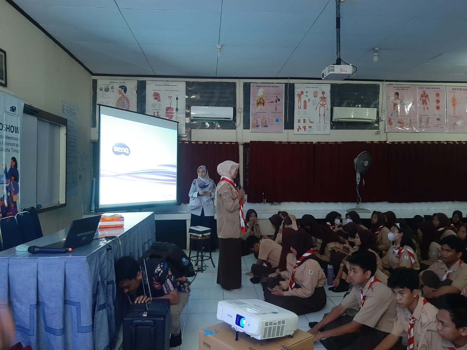 Roadshow Workshop Membaca Di SMP Negeri 210 Jakarta